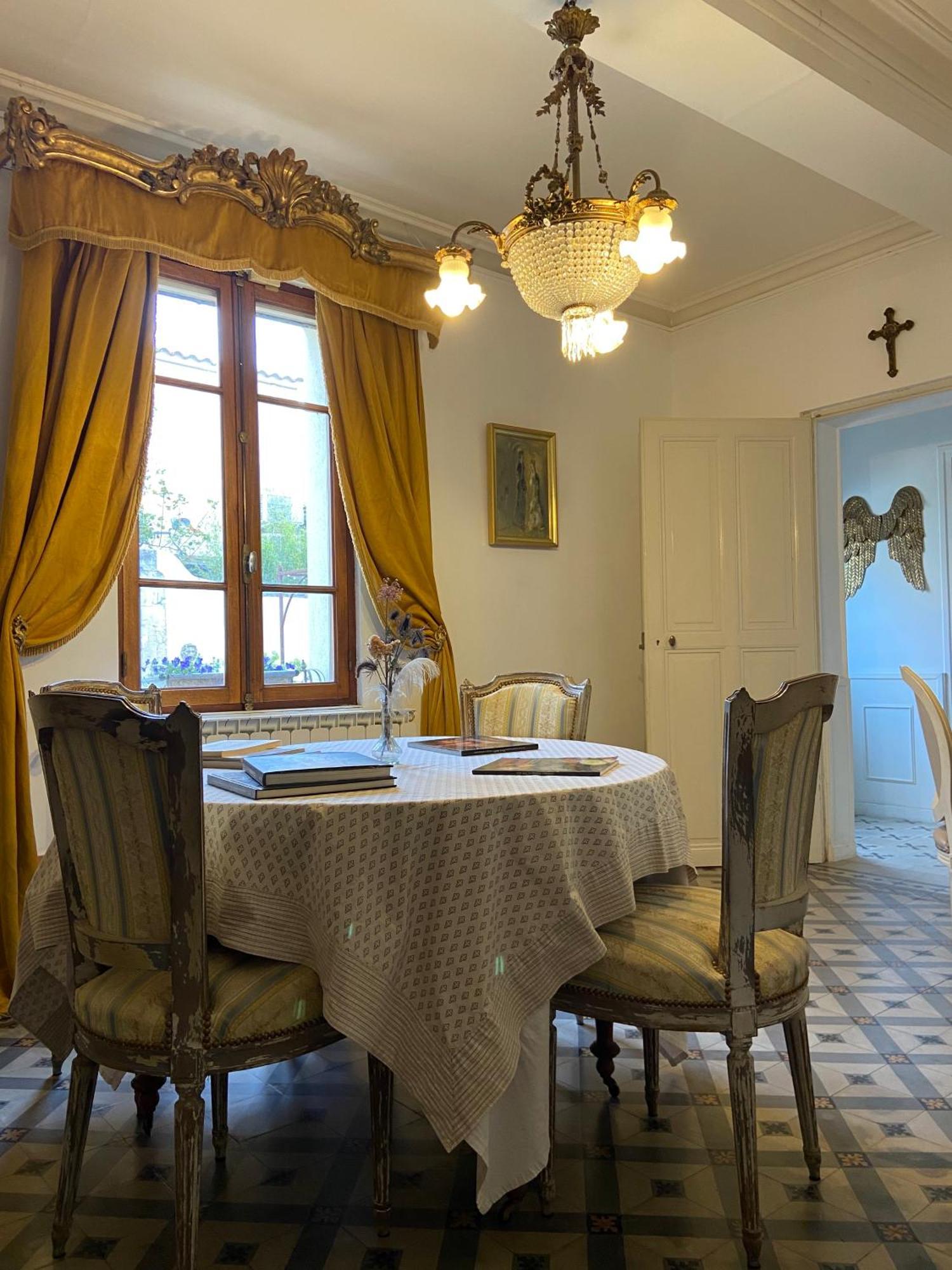 Maison 1823 - Suite de charme à Garons Exterior foto